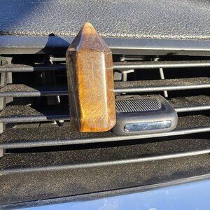 Tiger Eye Crystal Tower Point Car Vent Clip